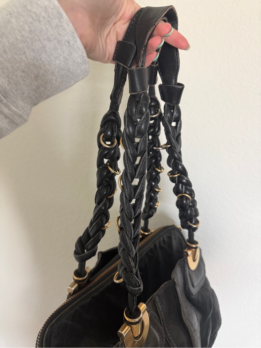 Authentic Vintage Chloe Black Leather Shoulder Hobo Bag with Braided Handles - Picture 4 of 8
